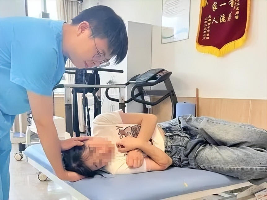 头晕目眩是耳石引起的吗,经常眩晕和耳朵有关系