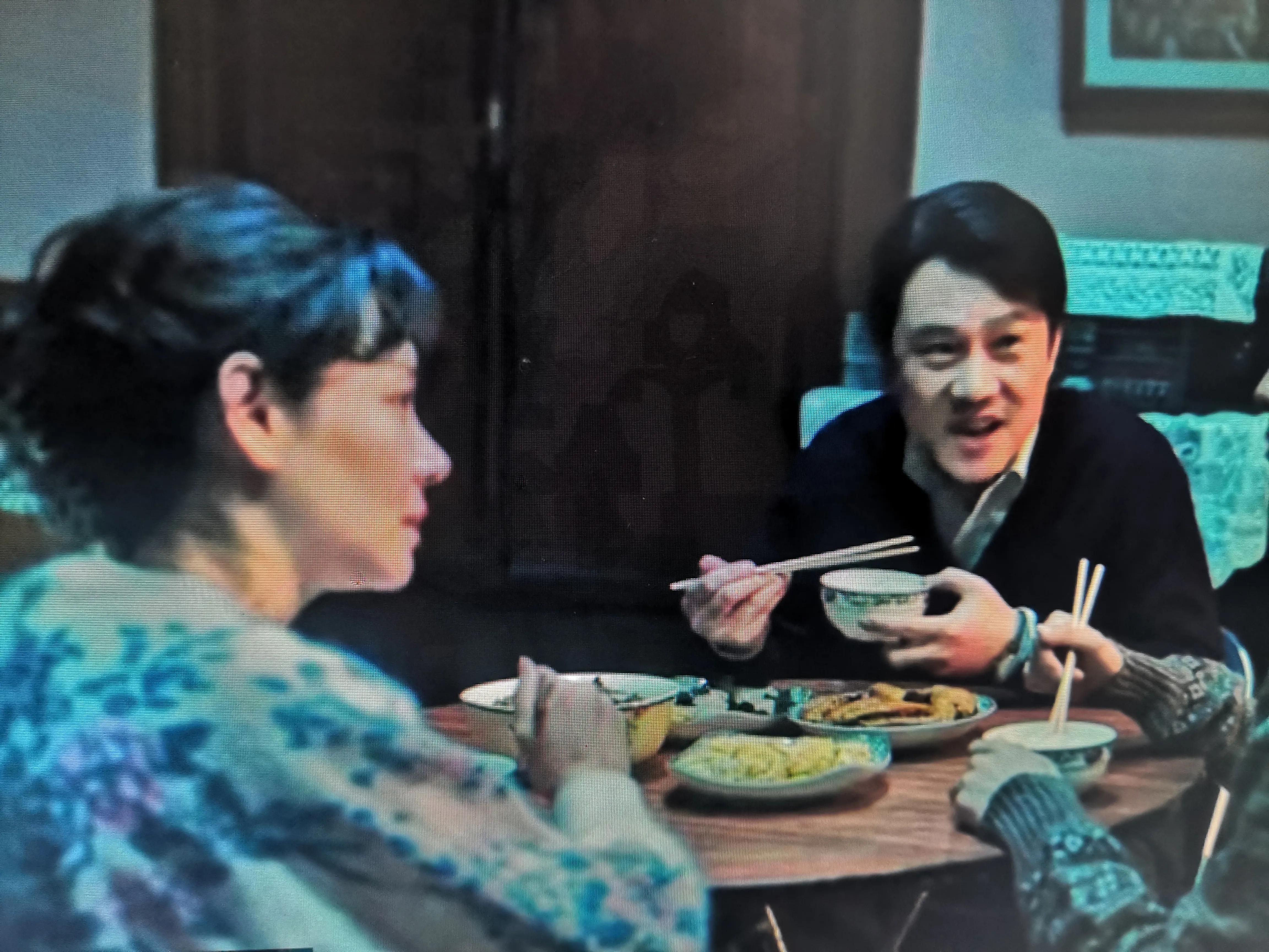 我们的日子小雪花跳舞视频,我们的日子雪花长大后好看吗