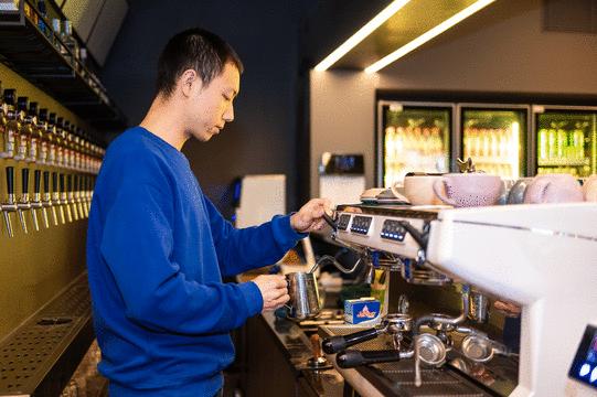 南京东路这家大隐于市设计师酒店,沉浸体验一个前所未有的空间