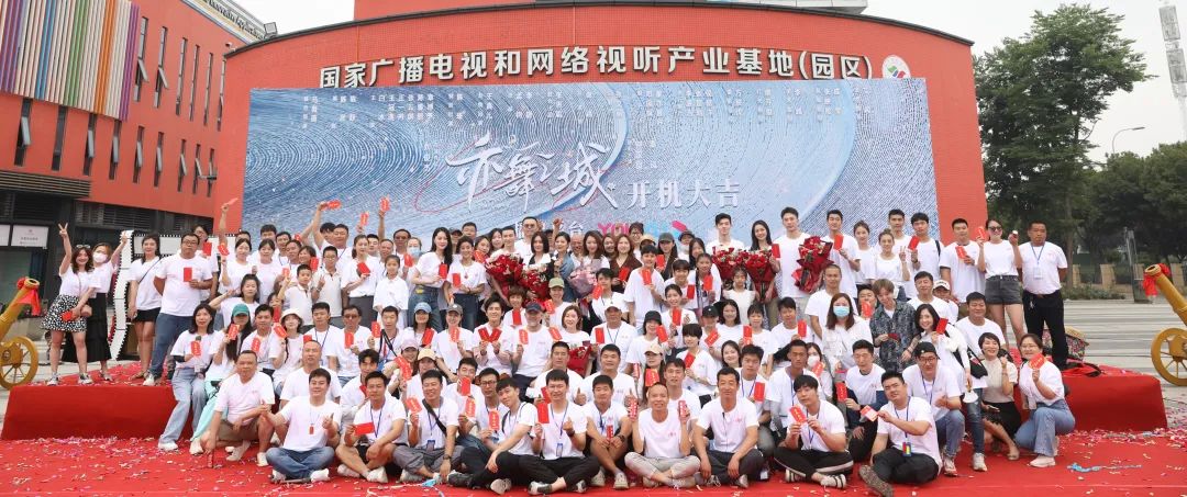 钟汉良秦岚电视剧亦舞之城免费看,钟汉良秦岚合作连续剧