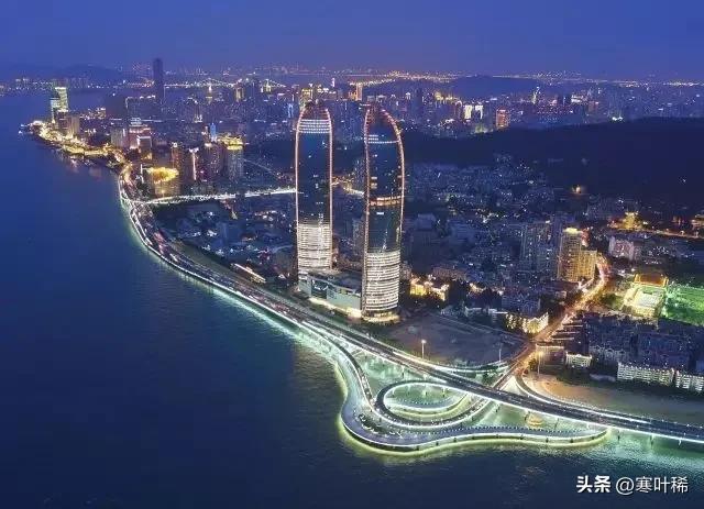 厦门女富豪的戏剧人生：做过保姆搬过砖，为白血病儿童建骨髓银行