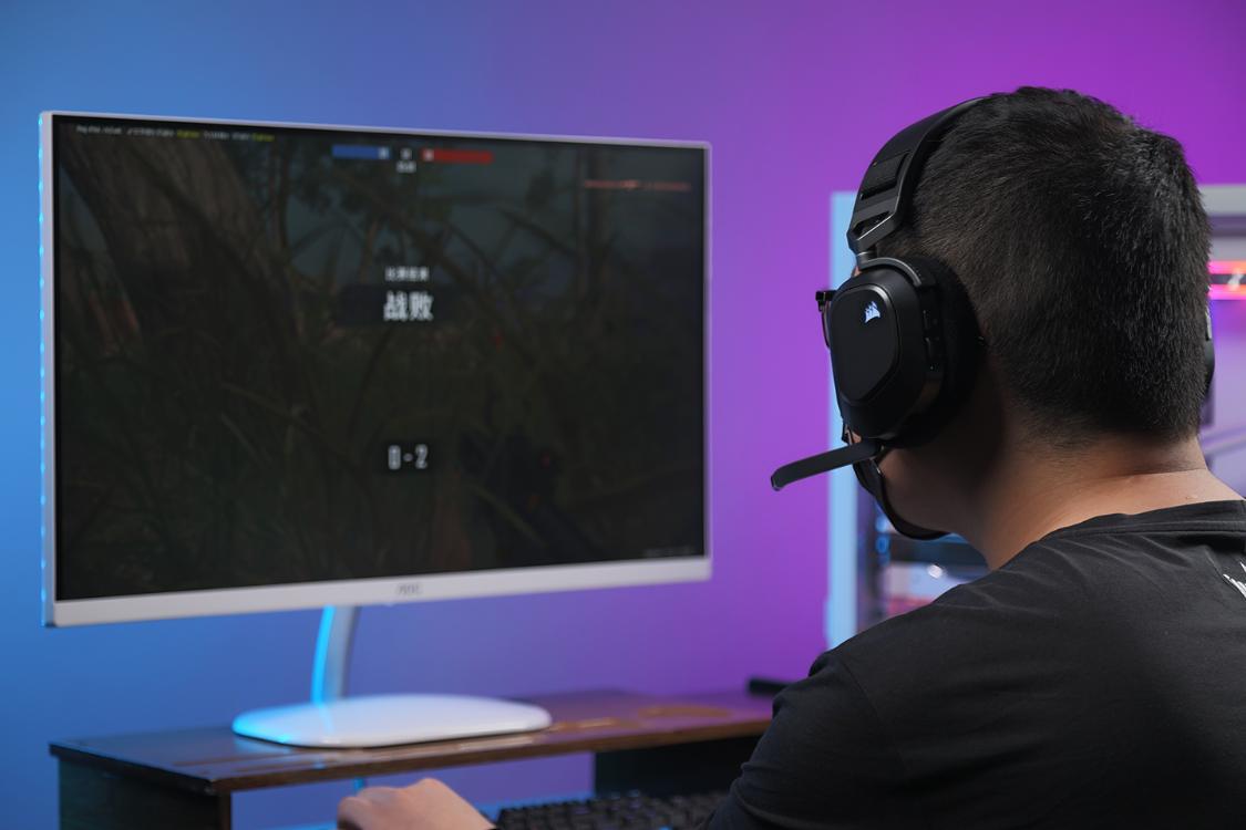 电竞游戏耳机可调节,海盗船耳机hs80max闷耳朵吗