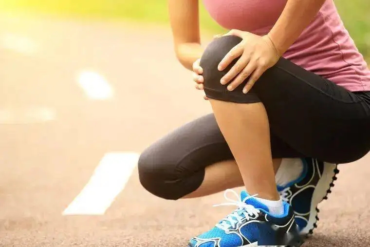 膝盖下蹲时疼痛无法蹲下怎么康复,蹲下时膝盖痛怎么解决