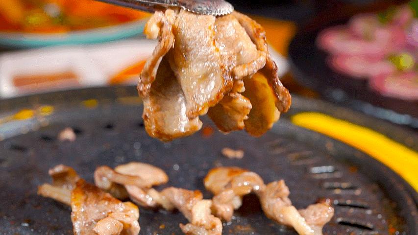 天河韩综同款「炭火烤肉」，一来就霸屏必吃榜