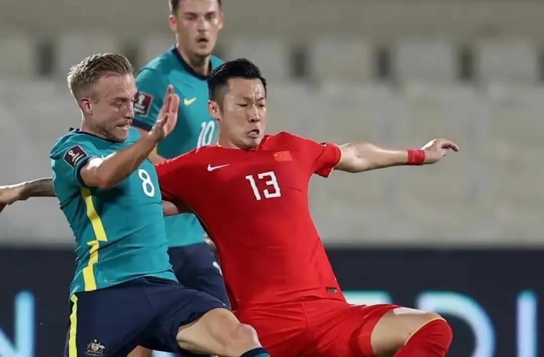 李霄鹏鲁能有多弱,李霄鹏带队为啥能输越南