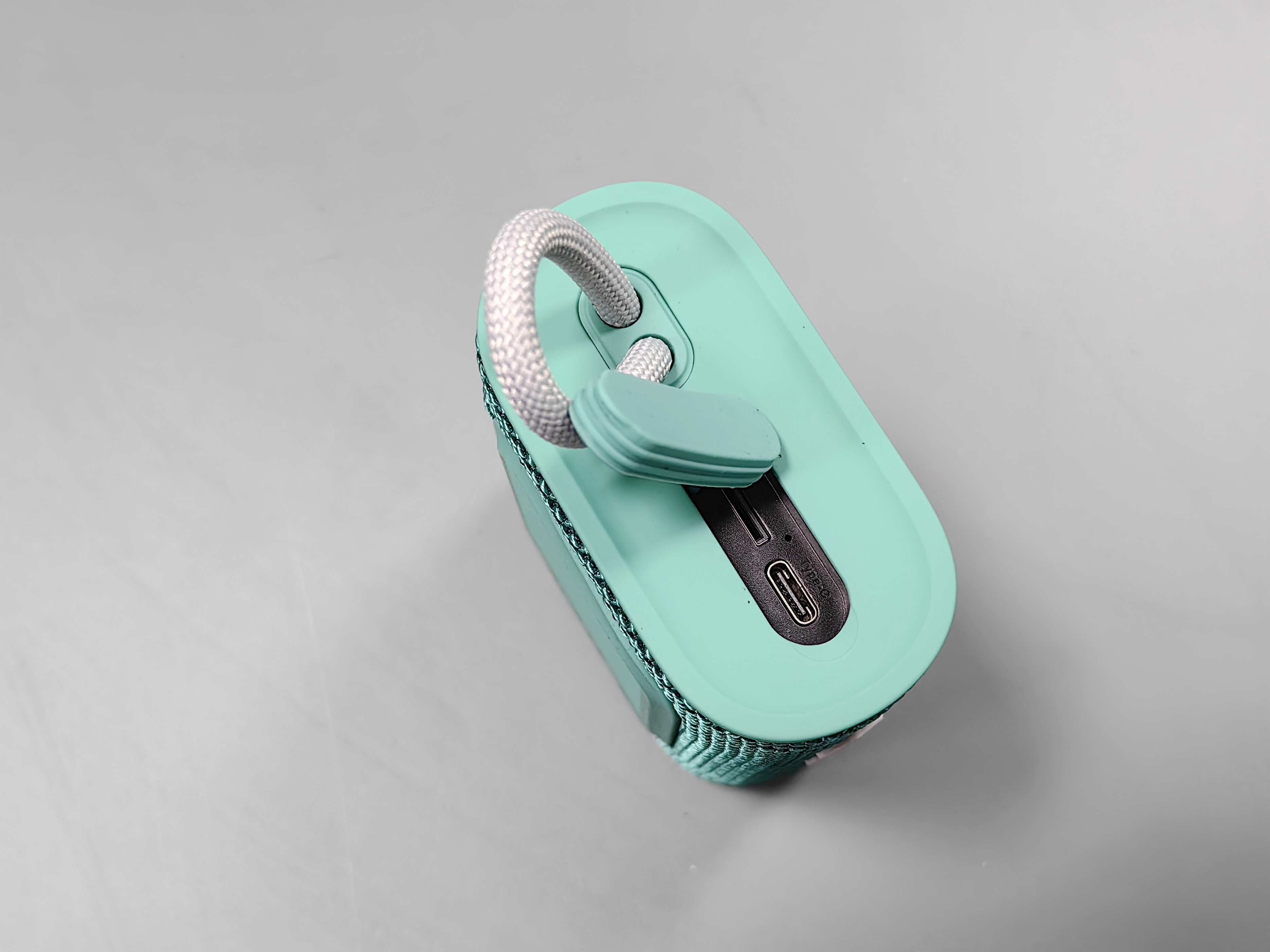 sanag塞那m13spro蓝牙音箱拆解,sanag蓝牙音箱m13spromax