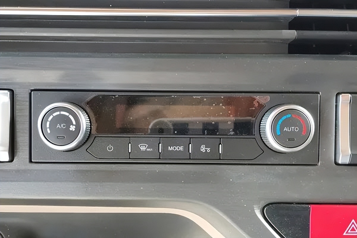 陕汽德龙x6000lng手动速比,陕汽德龙x6000lng燃气车