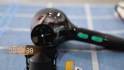 小心！这样做，电吹风会“发火”