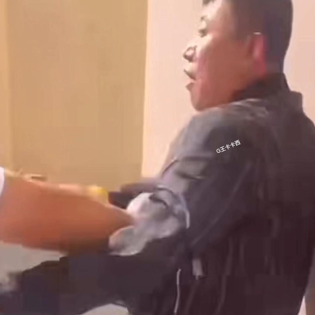 山东青岛即墨三角战开赛#危险动作请勿模仿