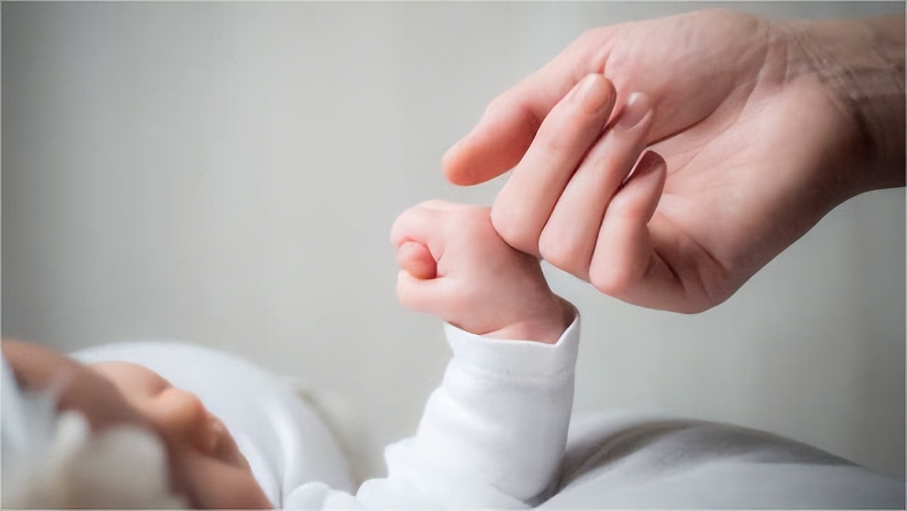 b超检查肾脏结晶怎么办,B超检查肾结晶与小结石怎么区分