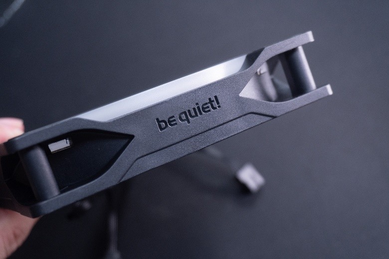 机箱玩游戏rgb风扇转但是不亮,机箱rgb转换argb