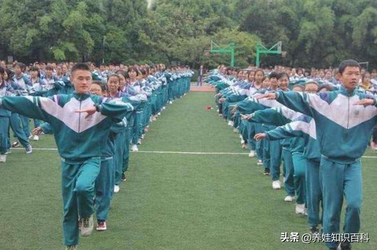 女孩13岁身高会猛长的征兆,女孩11岁以后不长个正常吗