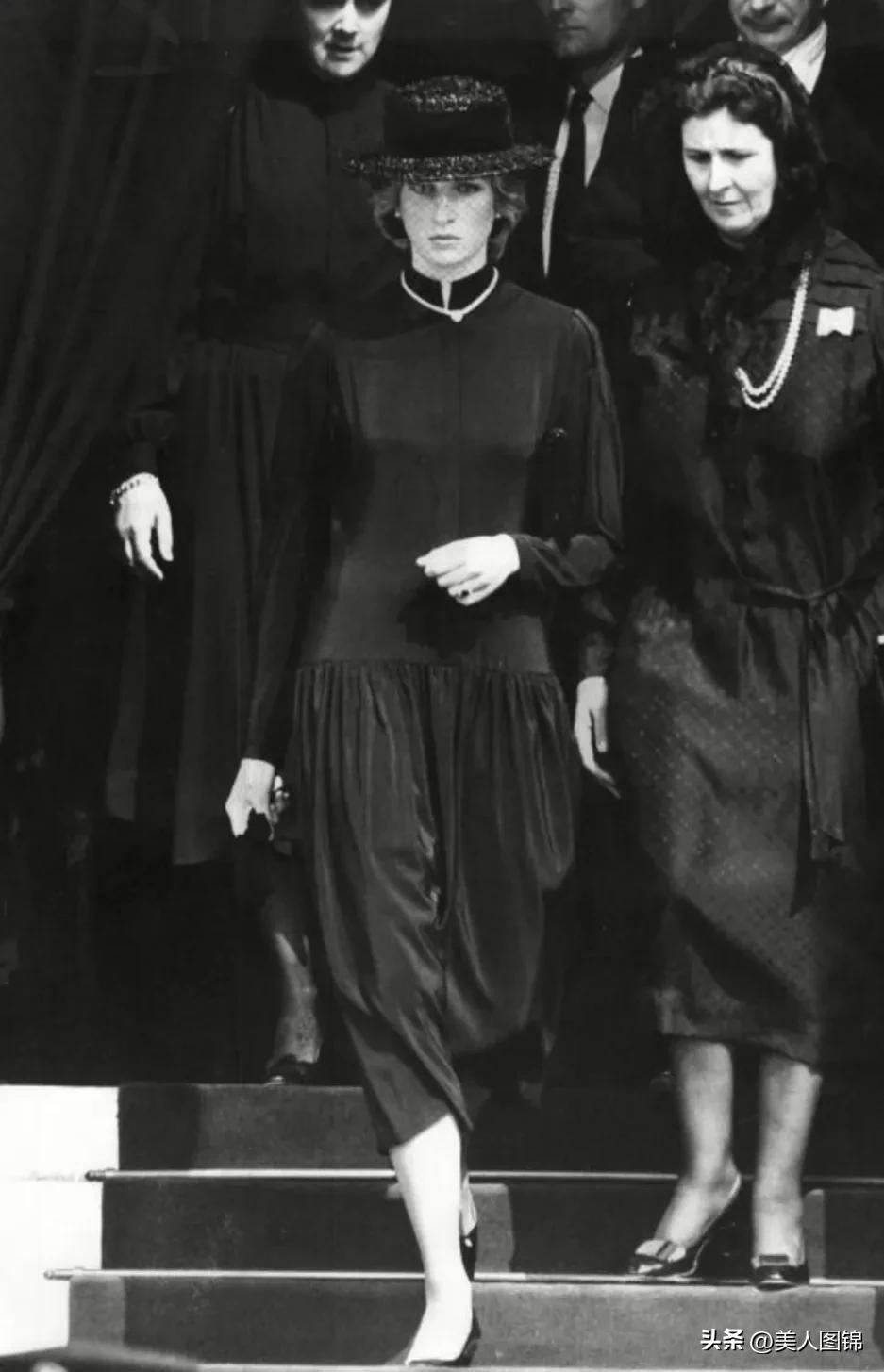 摩洛哥王妃格蕾丝凯利的儿子,摩纳哥王妃格蕾丝凯利莫妮卡