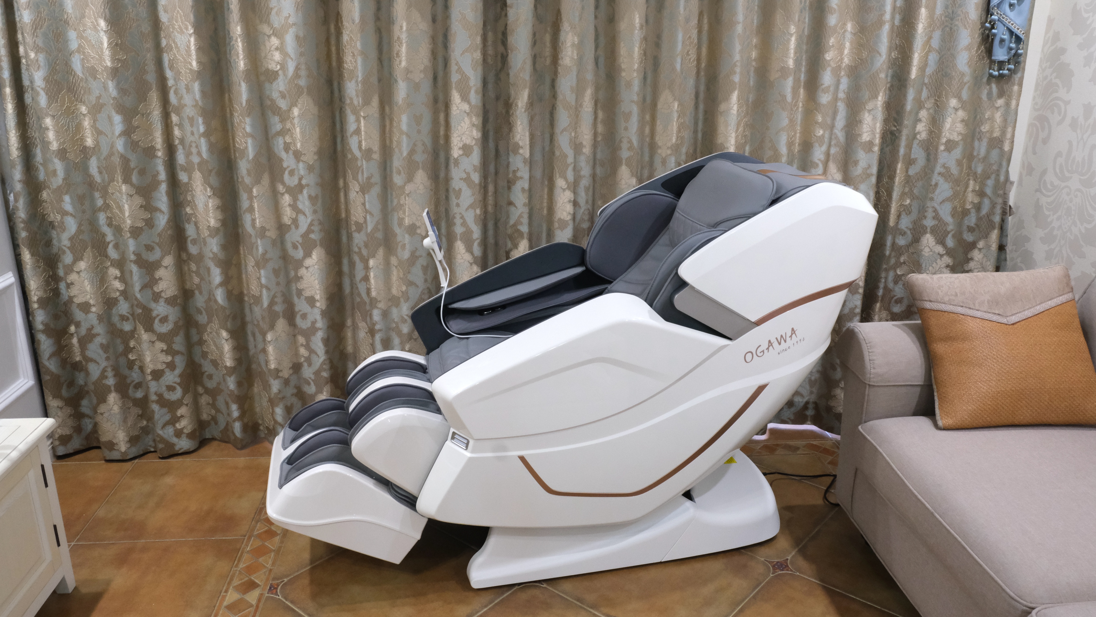 奥佳华g7608按摩椅多少钱一台,奥佳华ogawa7608按摩椅测评