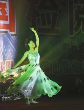 金孔雀牺牲女飞行员,金孔雀的牺牲