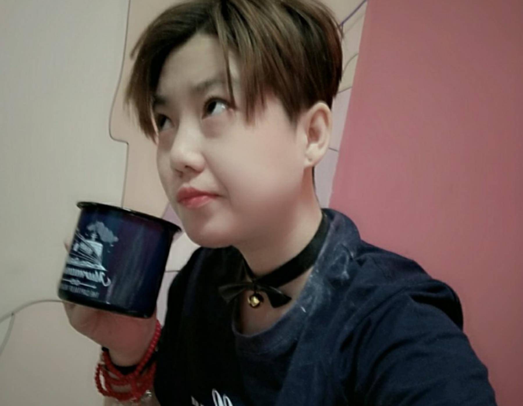 “人体模特”*筱雨张**，一天被搜索93万次：我只是将美丽展示出来