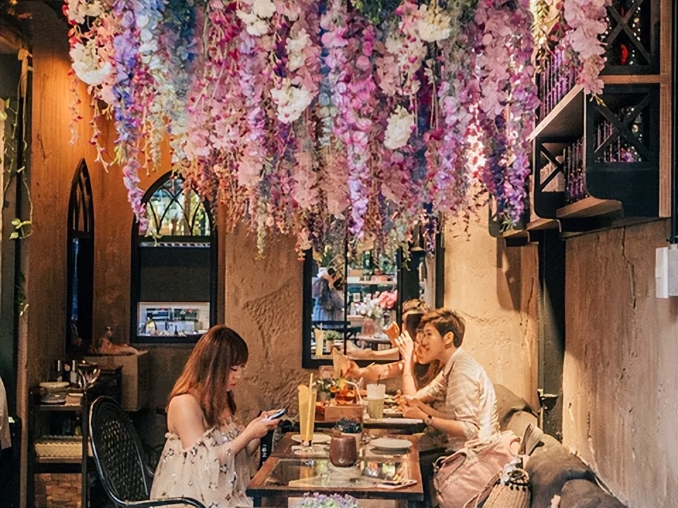 把食物制作成植物的餐厅，TheBloomingGallery满足你