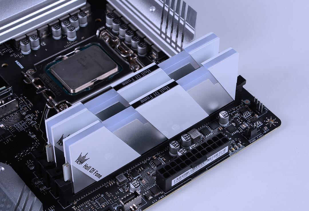 12代i5主机搭配小机箱,mini机箱主机配置推荐