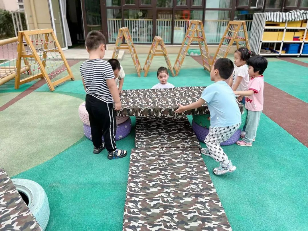 倾听儿童相伴成长——文景第一幼儿园游戏案例展评研讨活动