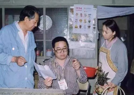 《东北一家人》20年,演员差距悬殊,2位配角离世,小龙套成大腕