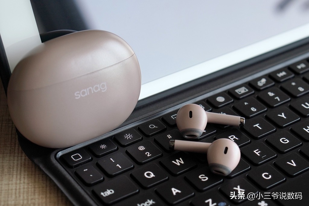 自带MP3和录音功能的耳机，塞那T81SPro：强劲升级、随身畅听