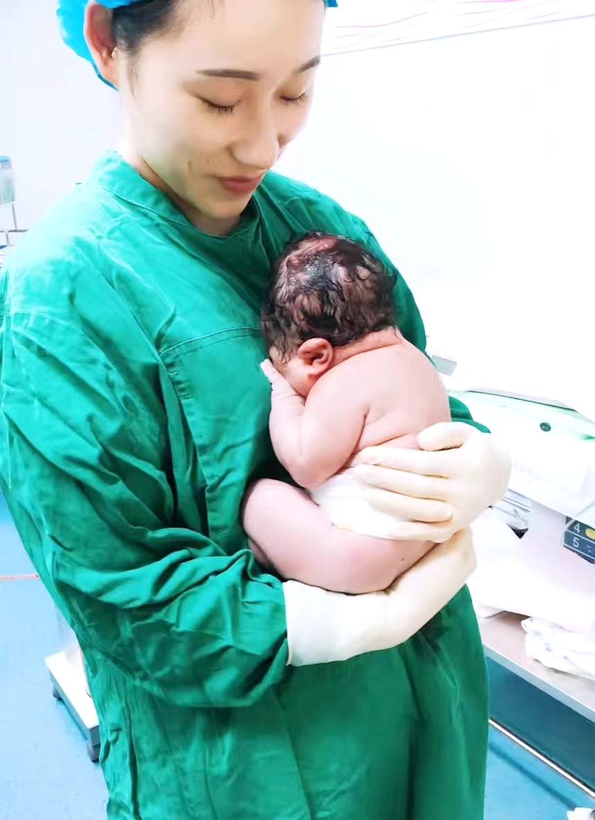 助产士必备知识,第一声啼哭