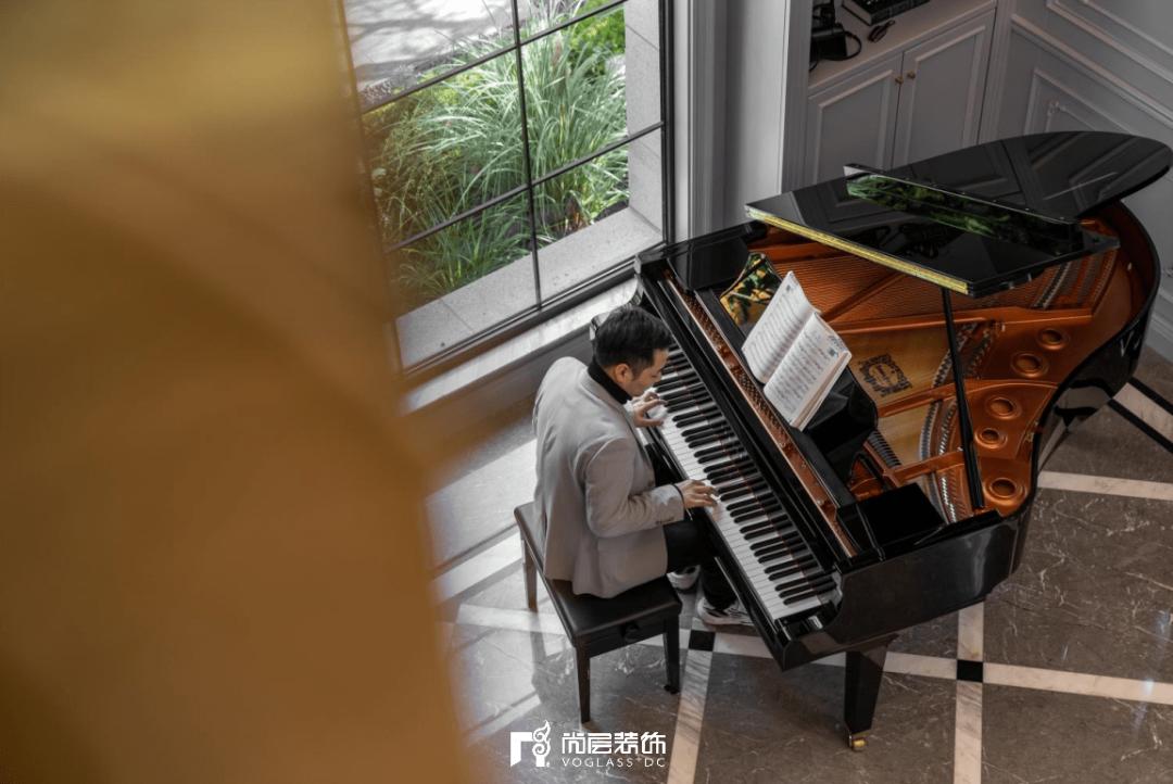 私藏这潋滟人间色:650㎡法式轻奢院墅,慢享生活温情