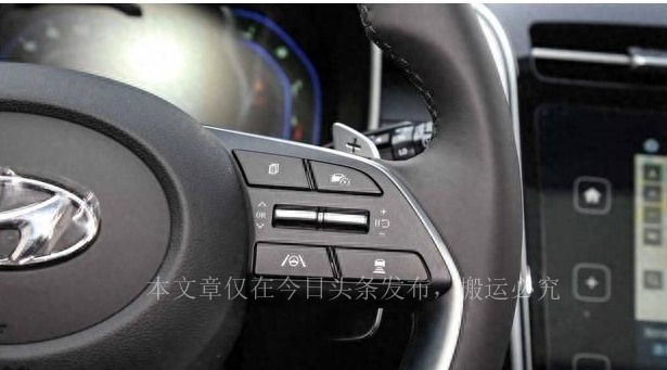 路虎揽胜运动版：全能选手，顶配直降19.8万值得买吗？