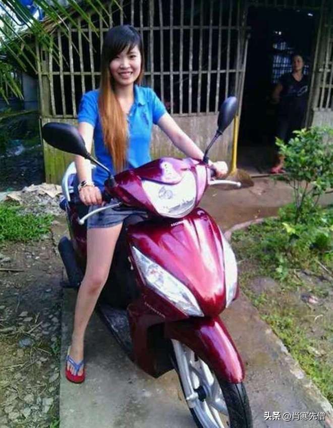 越南女孩，在广州打工，嫁给大15岁夜市炒河粉老公，冬天熬夜赚钱