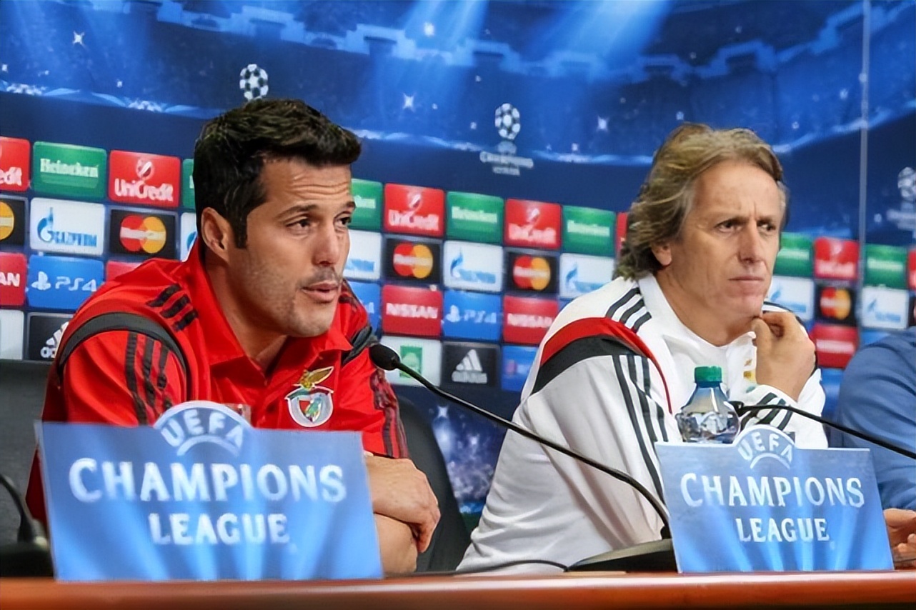 巴西足协邀请齐达内执教,巴西足协