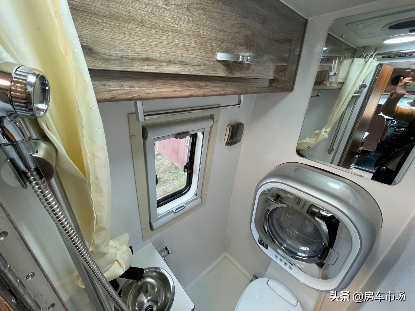 双层依维柯房车c型3.0t柴油,依维柯房车进藏