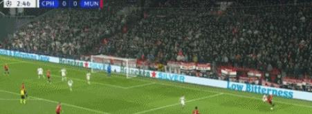 滕哈赫带领曼联夺欧冠,曼联获胜后滕哈赫激动爆粗