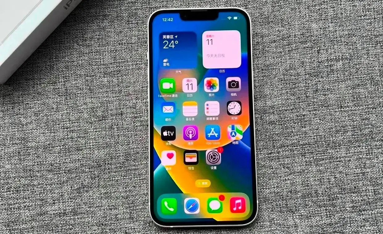 测评苹果14和15哪个好,对比和测评的区别