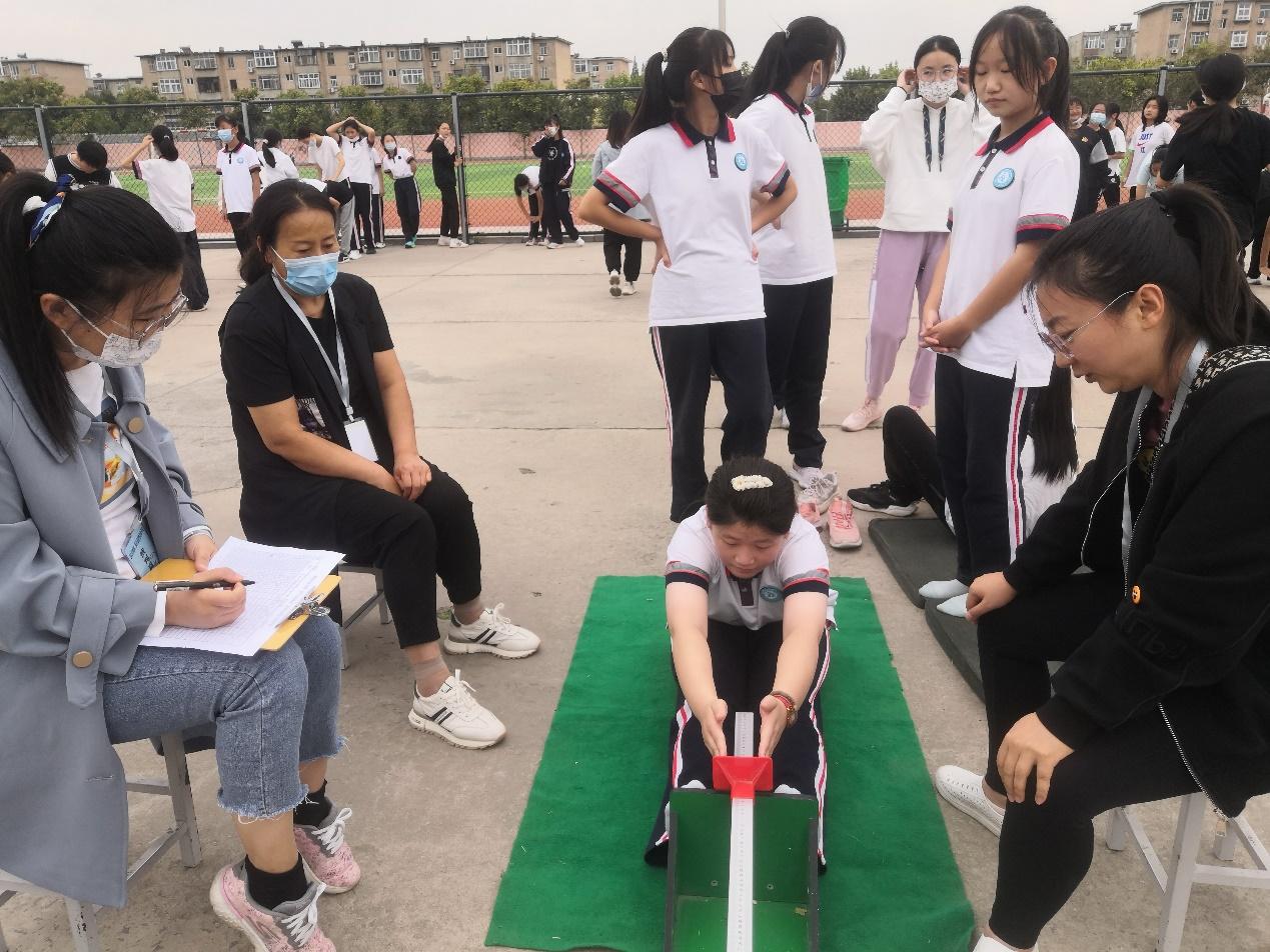 濮阳市油田四中中考体育,濮阳市油田一中期中考试