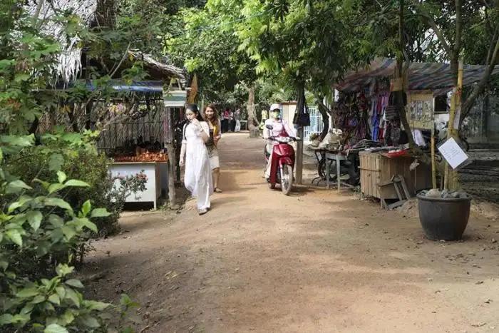 贵州农村小伙娶了个漂亮老婆,贵州农村小伙娶外国媳妇视频