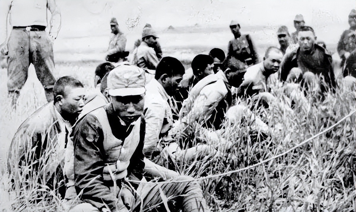 中国农民抓到日本士兵会怎样处置,抗日战争时农民被日本人抓住