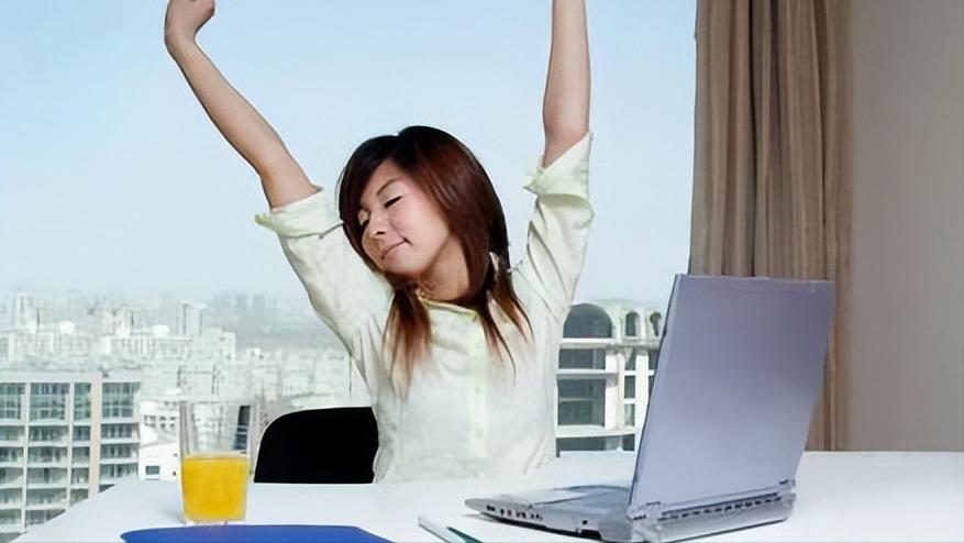 腰肌劳损导致腰疼最快缓解方法,腰肌劳损缓解腰痛的最佳动作