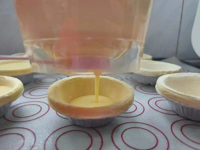 厚乳蛋挞乳酪面包教程,蛋挞的做法烤箱烘焙视频教程