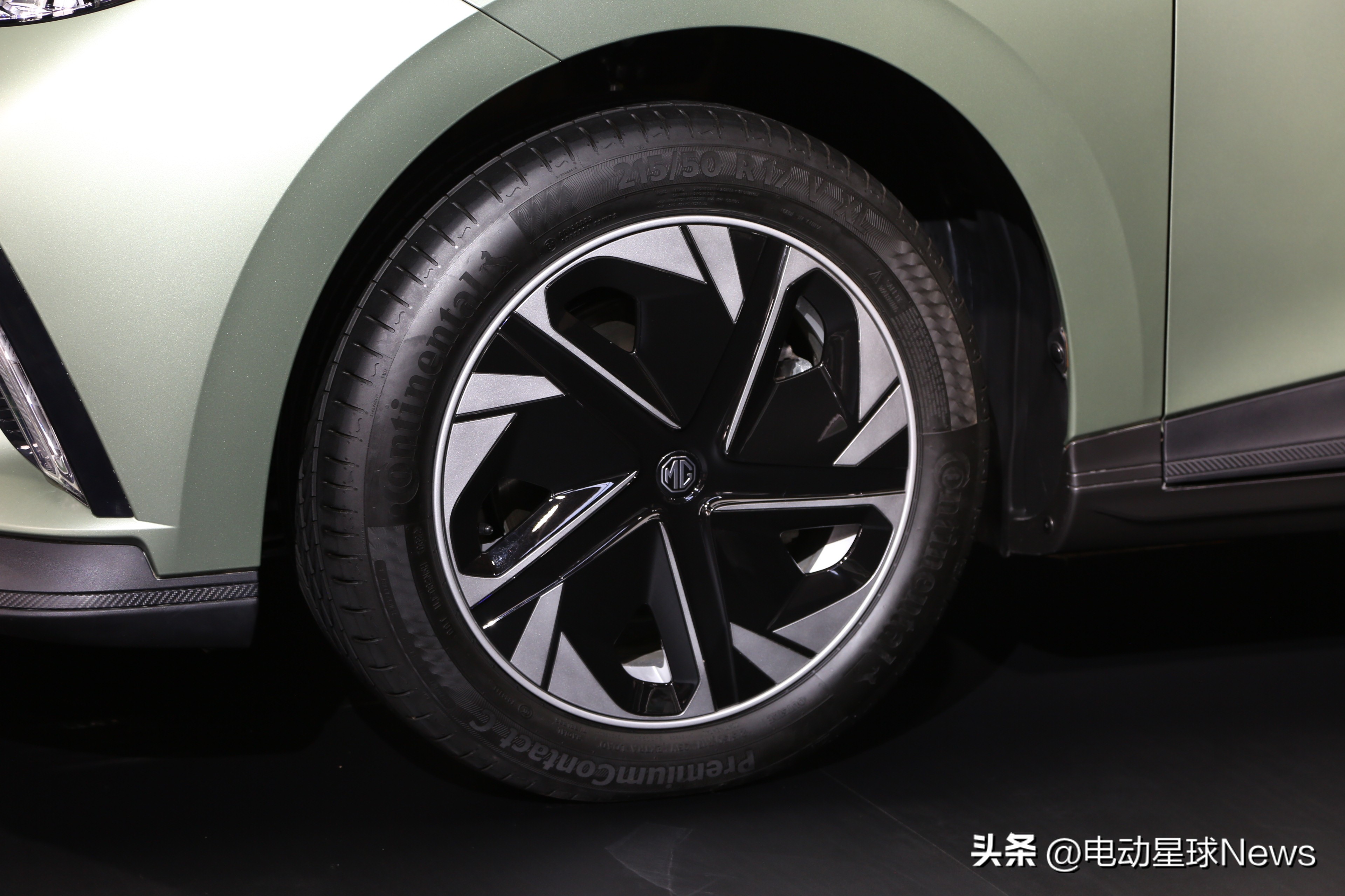 上汽MGMULAN开启预售,mgmulan实车正式亮相可实现4秒破百