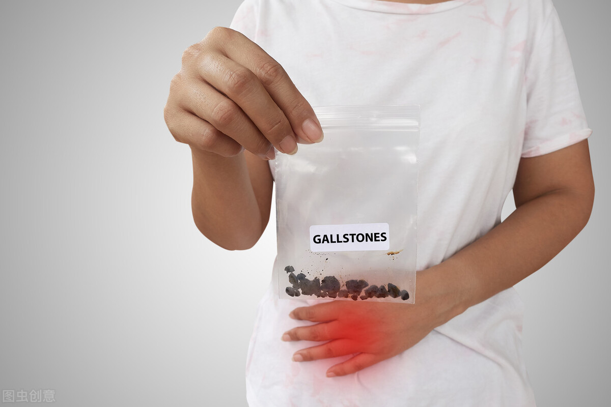 胆结石腹部持续性疼中药调理方,胆结石上腹疼吃什么药