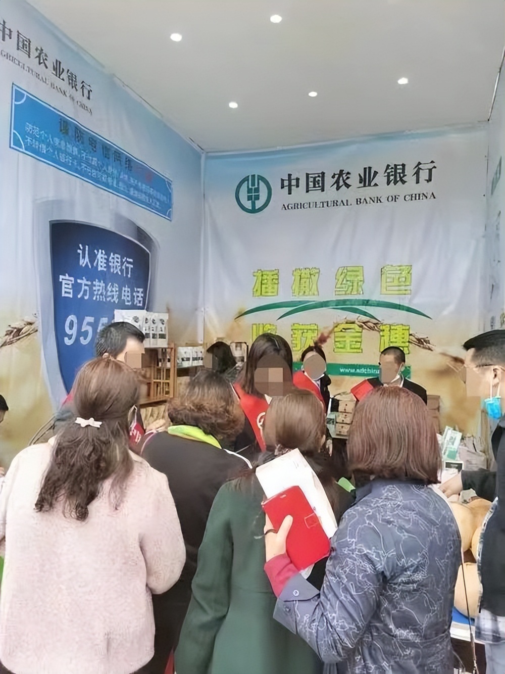 1989年男子将2千元存20年，到期后应取9万！银行：只能给你9千