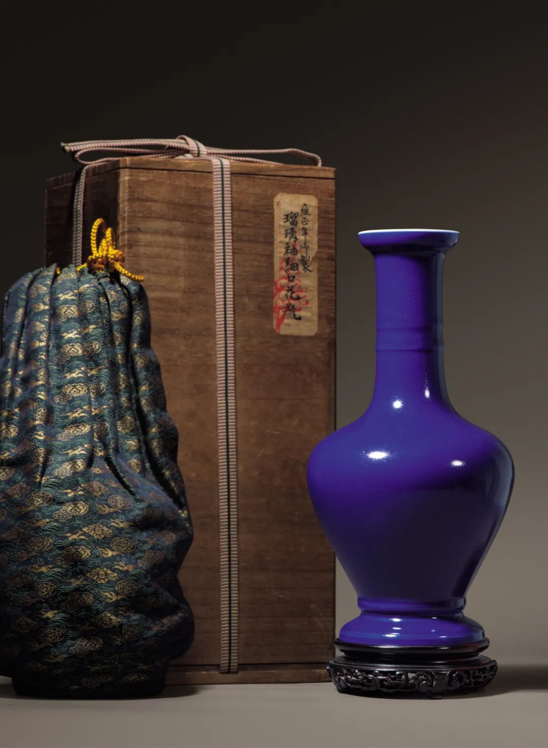 康熙官窑瓷器精品拍卖,康熙御制珐琅珍器