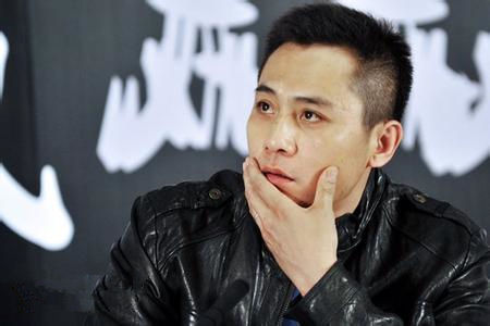 刘烨一夜难眠现状,用酒麻痹自己电视剧