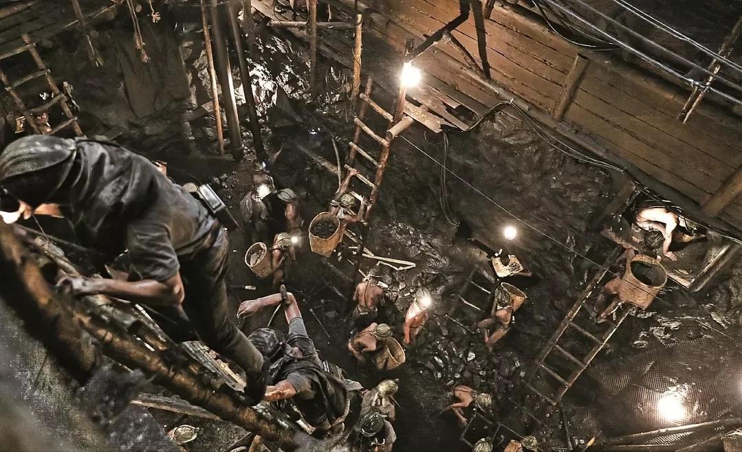 军舰岛中国人不可遗忘的历史,日本军舰岛的真实历史