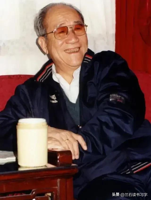 师胜杰拜师侯宝林时多大岁数,侯宝林收师胜杰哪一年