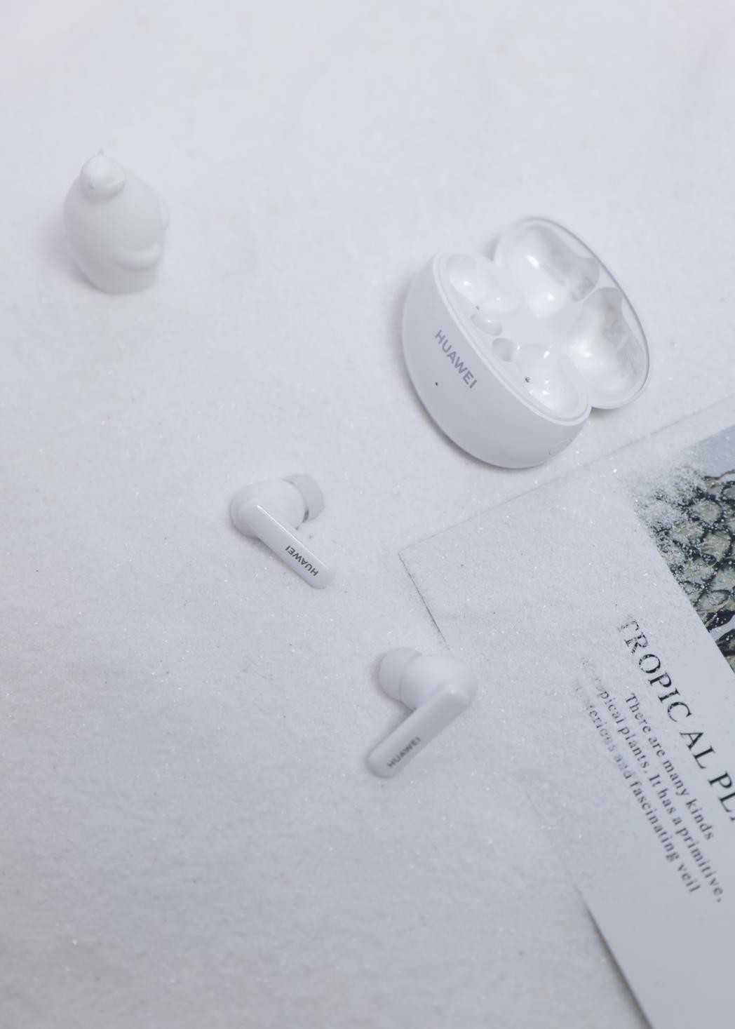 华为freebudspro和freebuds4,500元以内的tws蓝牙耳机横评