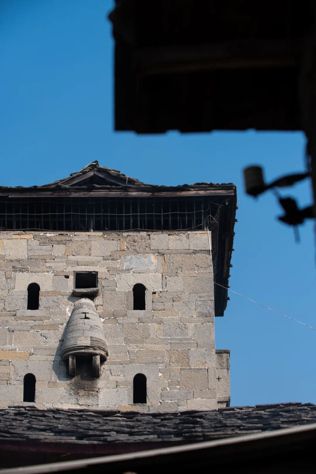 如何看懂中国第一山地省的多彩文化史诗?