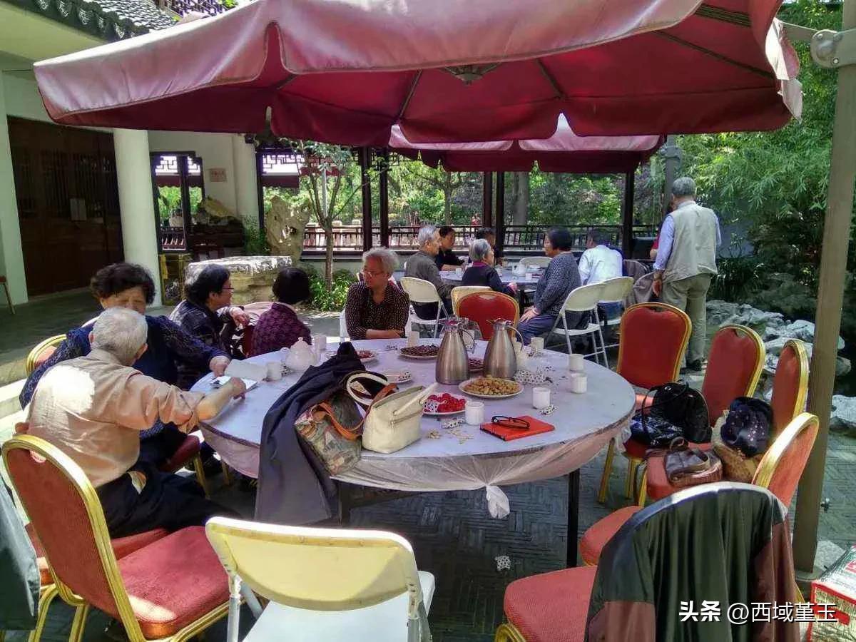 一天卖5000元的包子,一天卖50000个包子