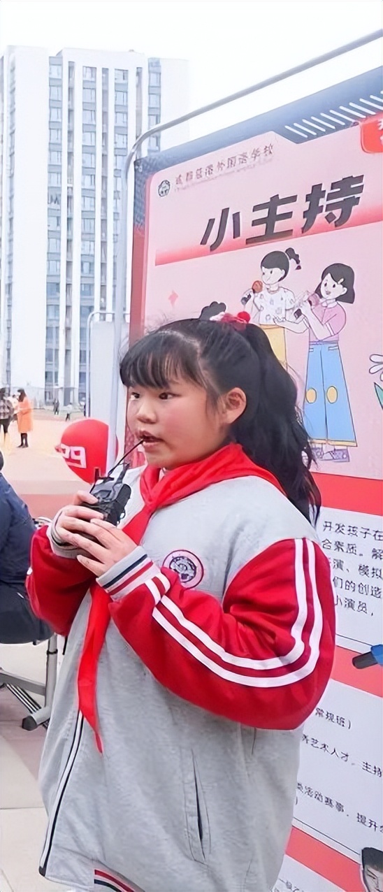 家长参观学校对学校的赞赏,蓝港外国语学校活动