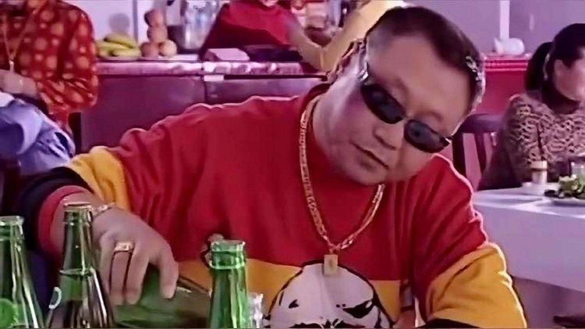 “黄金战场”易主，年轻人涌入唯品会爆买黄金：时尚好轮回